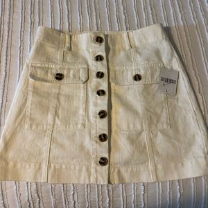 F21 Skirt Size L NEW WITH TAG